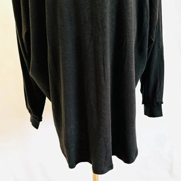 NWT LAUREN CONRAD Women Long Sleeve Pullover Round Neck Black Shirt Plus Size 3X - Picture 3 of 14